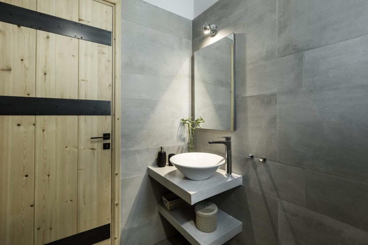 Atmospheric Apartment Near Acropolis By Cloudkeys Athens Ngoại thất bức ảnh