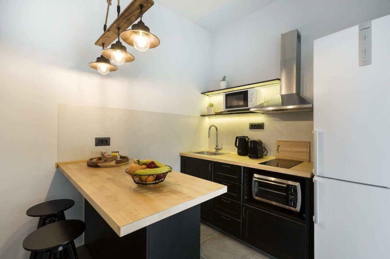 Atmospheric Apartment Near Acropolis By Cloudkeys Athens Ngoại thất bức ảnh